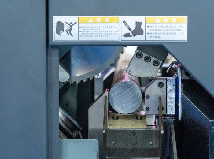Vertical broaching machine metal cutting