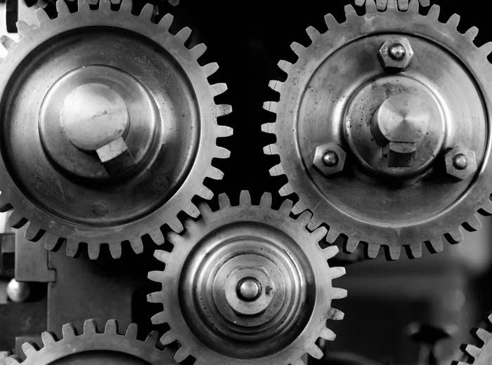 Gear cutting and hobbing on Hurth WF-10 machine